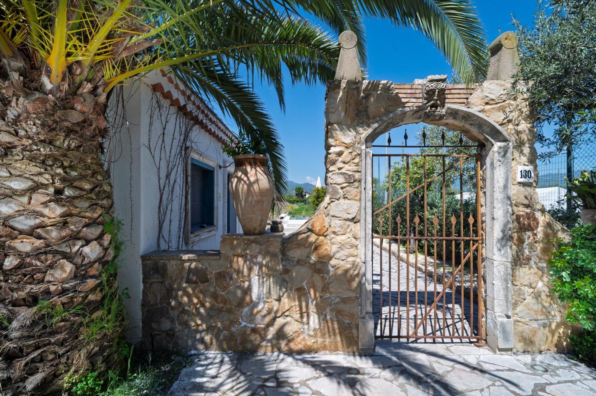 Castello Di San Marco Charming Hotel & Spa Calatabiano Ngoại thất bức ảnh